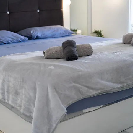 In Complex Altamira With Direct Ocean View Apartament