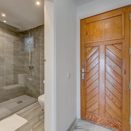 In Complex Altamira With Direct Ocean View Appartement